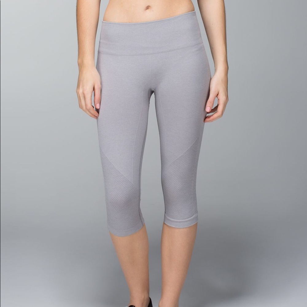 Lululemon In The Flow Crop II